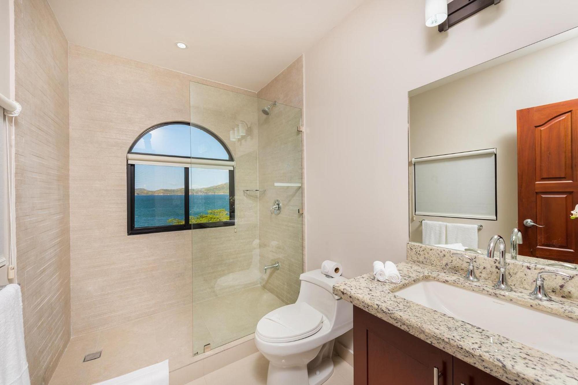 Flamingo Marina Cove 617- Oceanfront 3 Bedroom Condo Playa Flamingo Kültér fotó